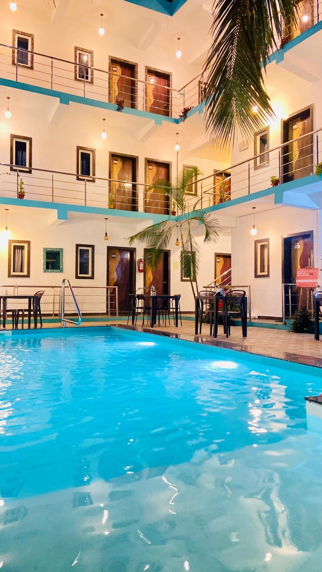 Bsg Stay - Turtle Beach Morjim Goa Exterior foto