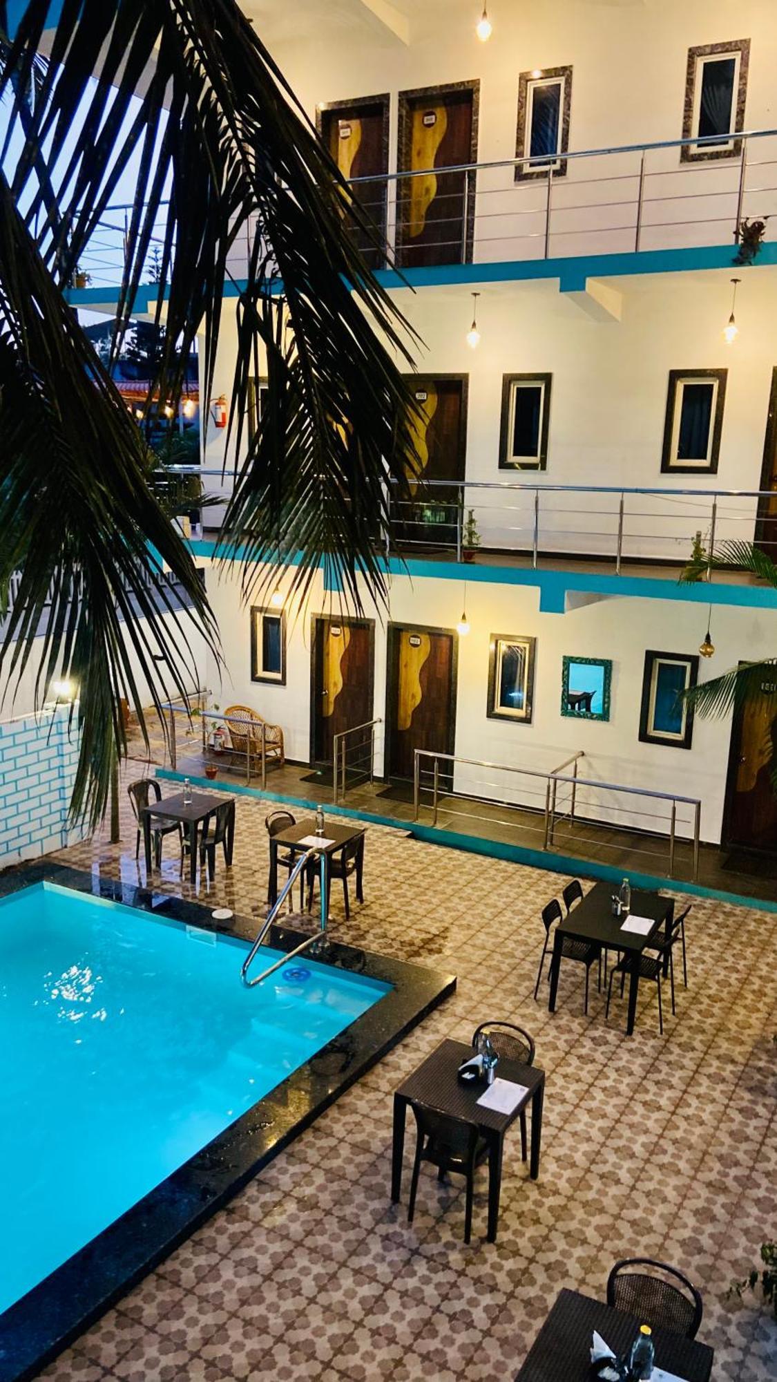 Bsg Stay - Turtle Beach Morjim Goa Exterior foto